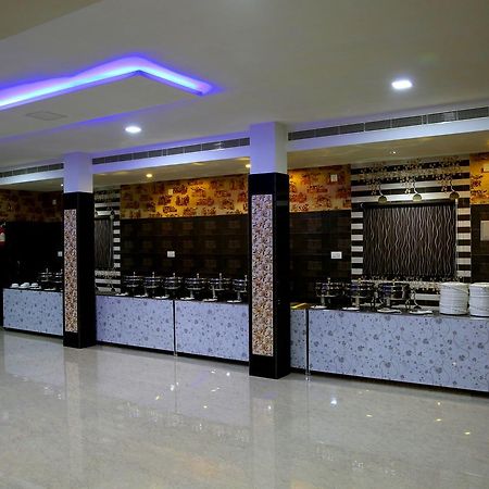 Venky'S Delight Hotel Rājahmundry Exterior foto